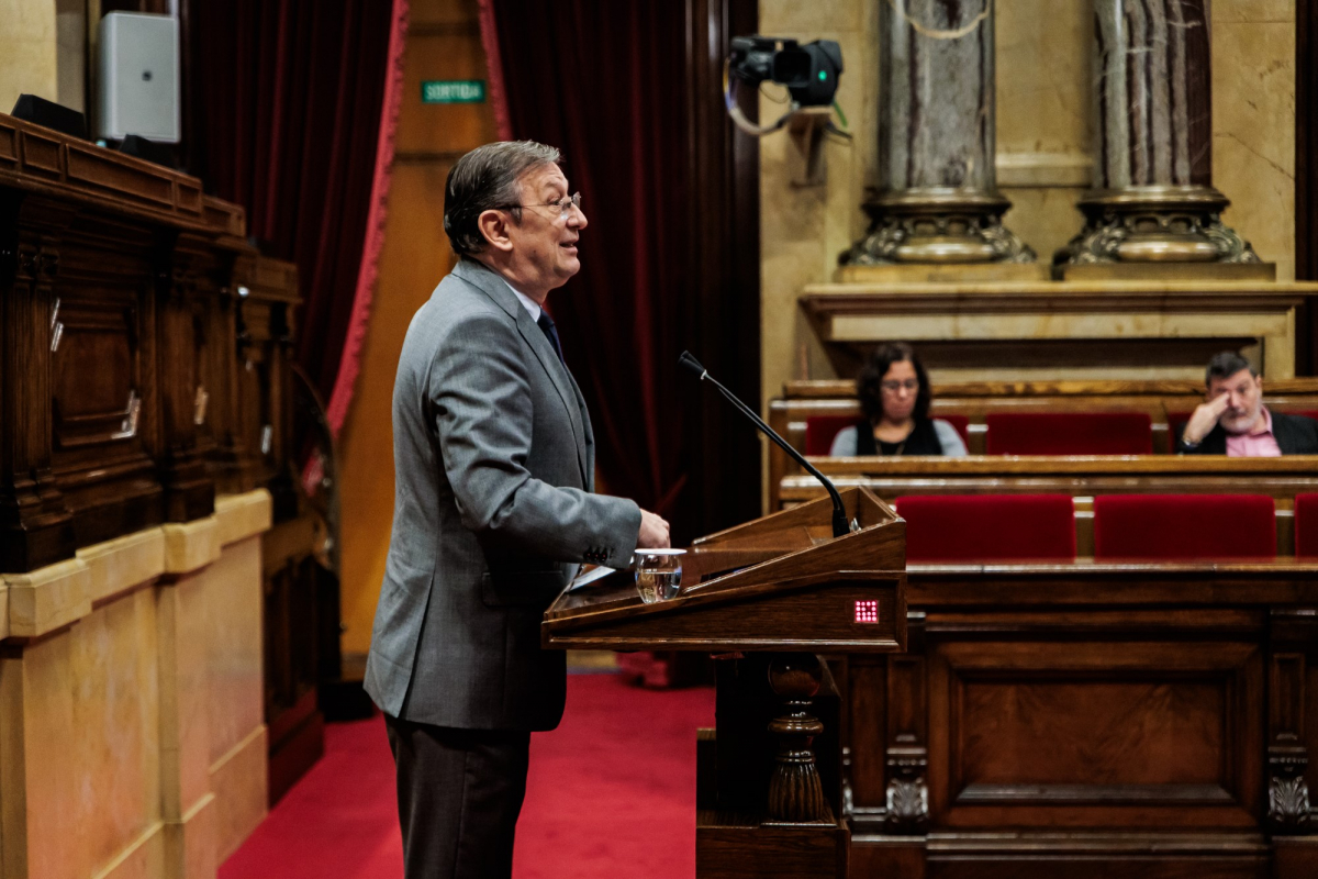 El PP consigue que el Parlament apruebe expulsar a los okupas en 24 horas